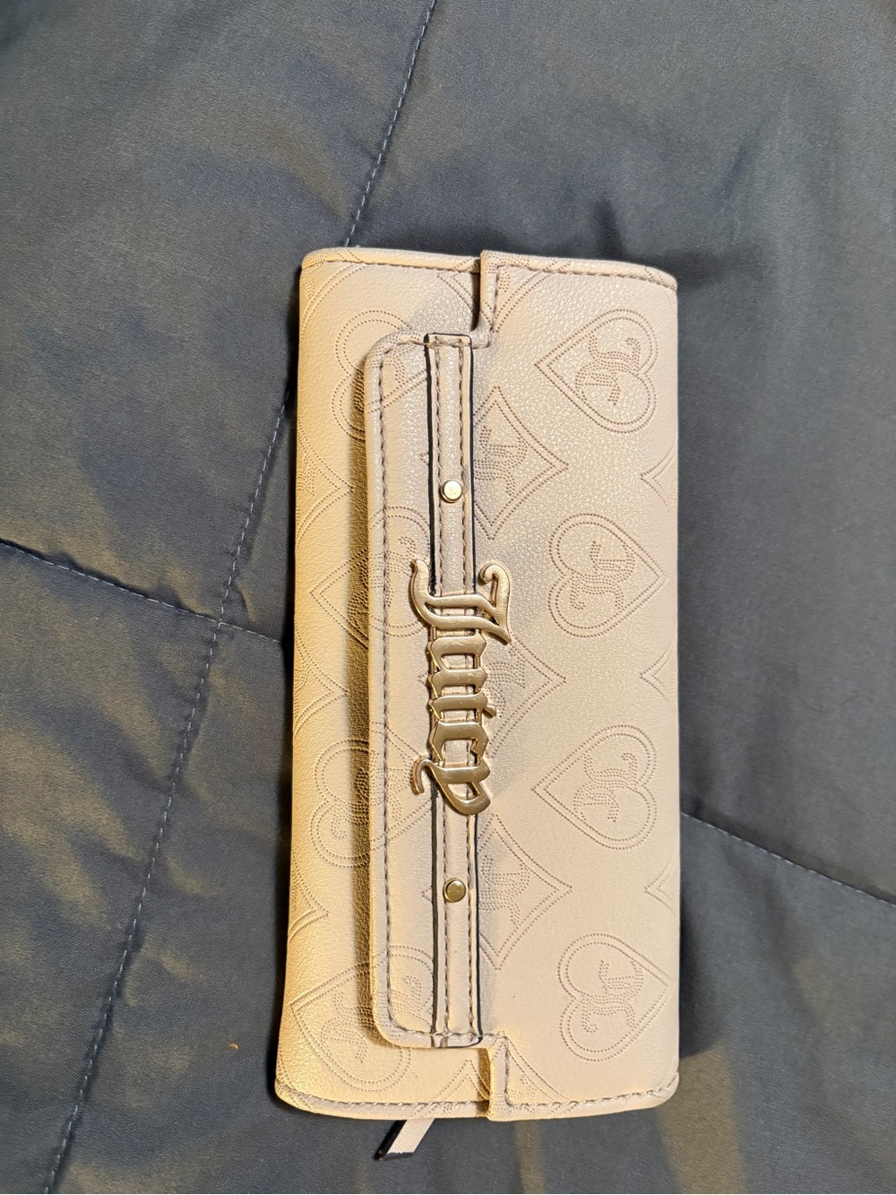 Juicy Couture Blush Pink Embossed Heart Wallet with Gold Logo